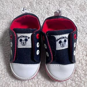 Disney Mickey Mouse Shoes Baby Size 2